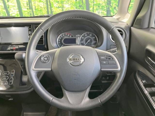 Nissan DAYZ ROOX 2017-05 194348-11