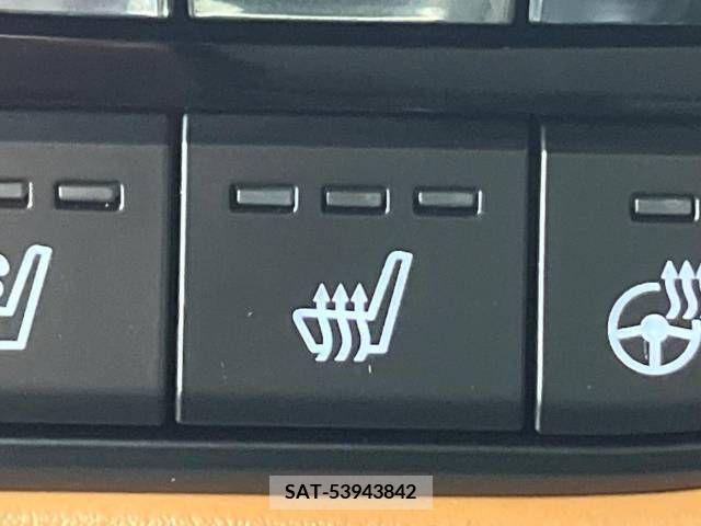 Mazda CX-60 2023-09 268470-6
