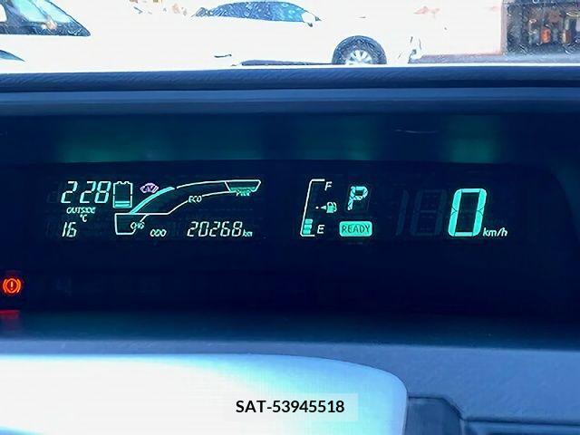 Toyota AQUA 2013-02 255176-7