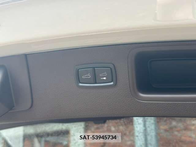 Porsche MACAN 2021-03 320092-12
