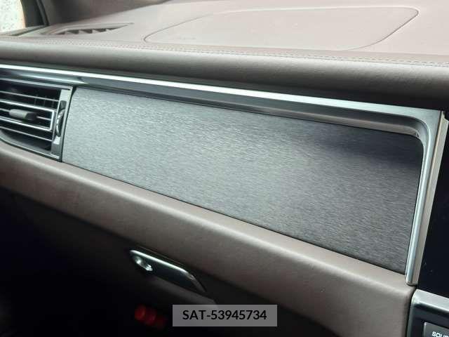 Porsche MACAN 2021-03 320092-17