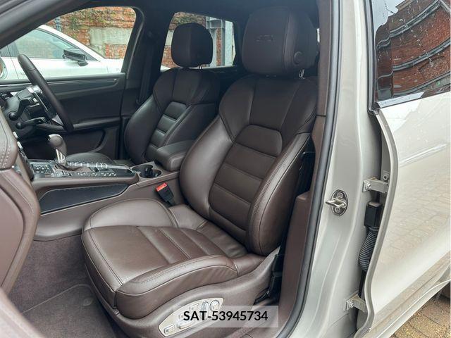 Porsche MACAN 2021-03 320092-7