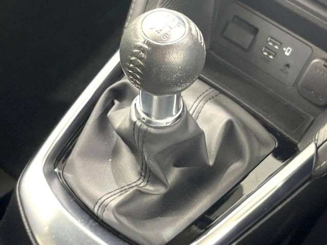 Mazda DEMIO 2019-03 25361-2