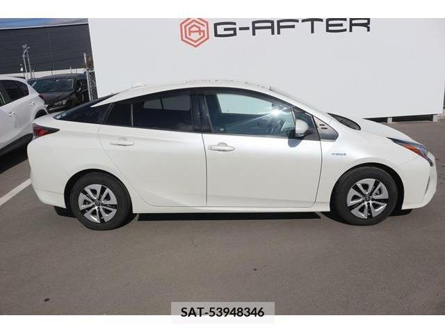 Toyota PRIUS 2016-03 372709-6