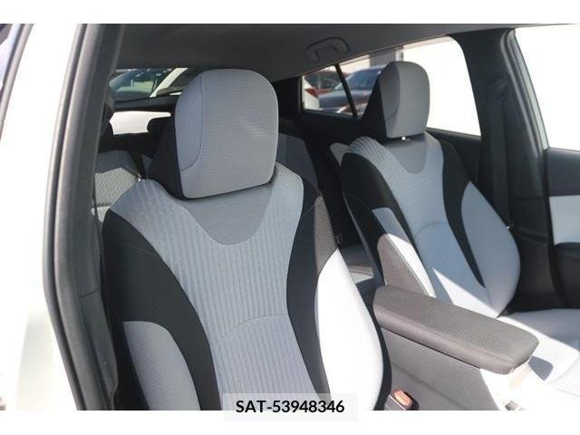 Toyota PRIUS 2016-03 372709-12