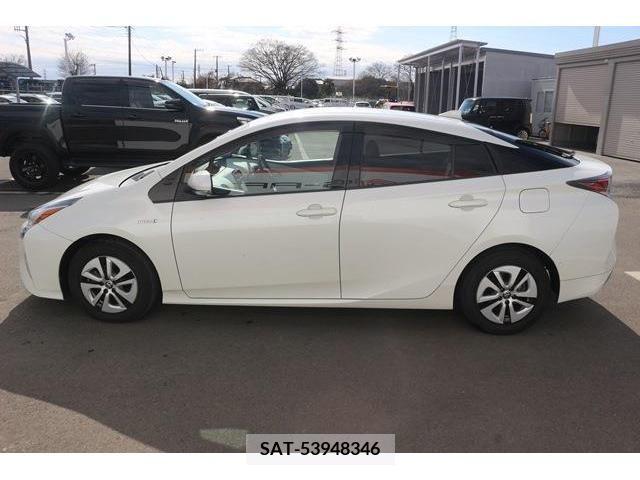 Toyota PRIUS 2016-03 372709-8