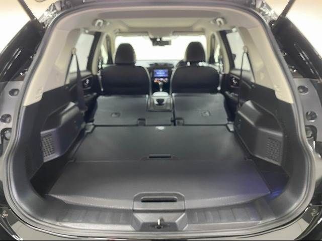 Nissan X-TRAIL 2018-05 192896-10