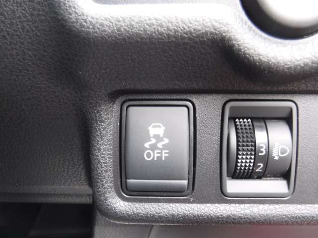 Nissan NOTE 2018-07 182265-10