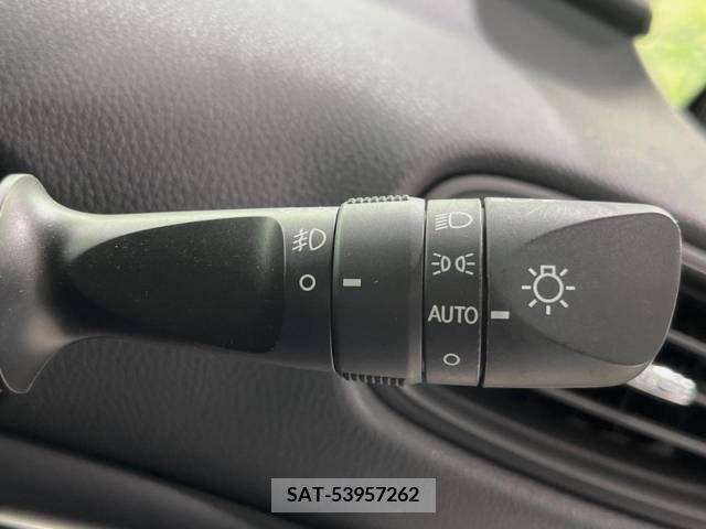 Toyota PRIUS 2019-07 210510-7