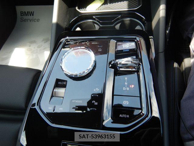 Bmw i5 2023-10 348629-8