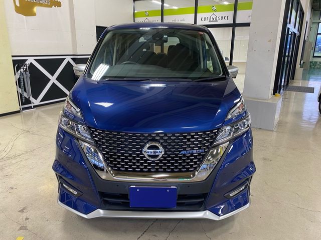 Nissan SERENA 2019-05 195207-2
