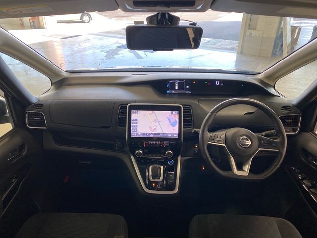 Nissan SERENA 2019-05 195207-1