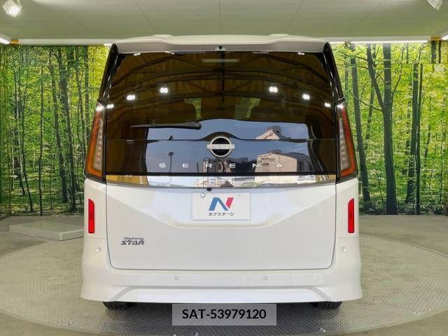Nissan SERENA 2023-03 367686-15
