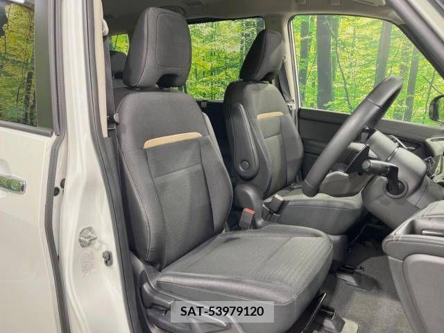 Nissan SERENA 2023-03 367686-10