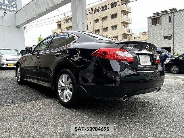 Nissan FUGA 2009-12 324486-2
