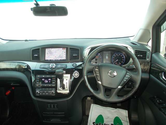 Nissan ELGRAND 2017-07 7838-3