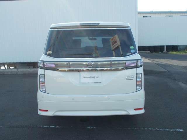 Nissan ELGRAND 2017-07 7838-18