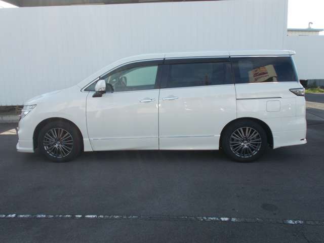 Nissan ELGRAND 2017-07 7838-17