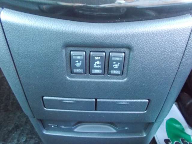 Nissan ELGRAND 2017-07 7838-7