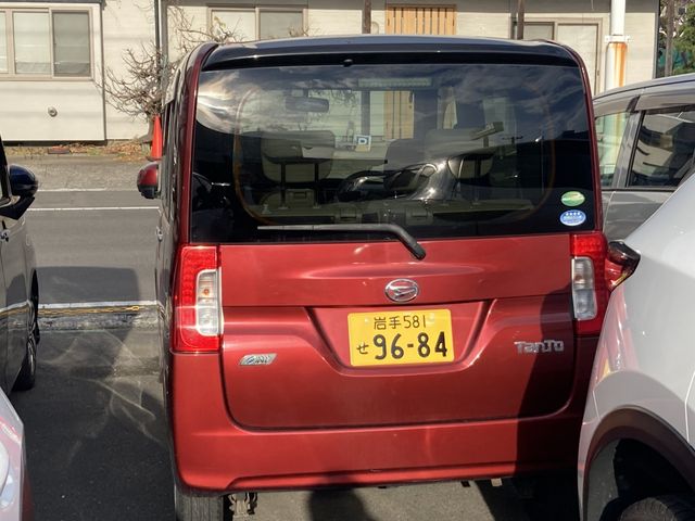Daihatsu TANTO 2013-11 187064-5