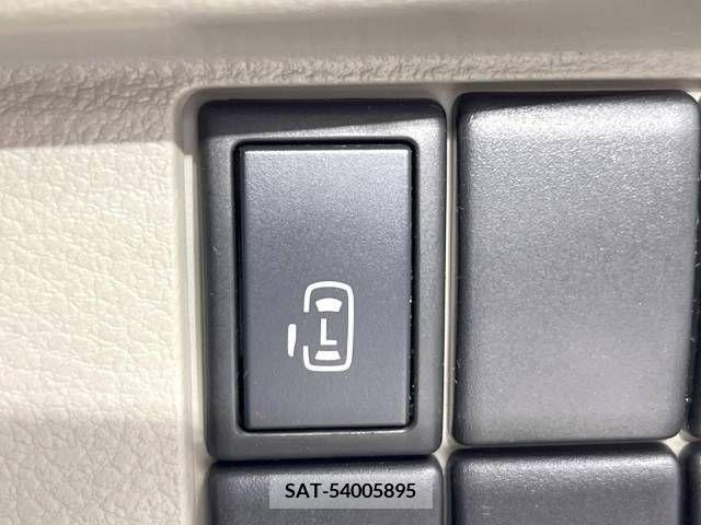 Suzuki SPACIA 2013-04 312118-4