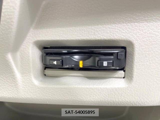 Suzuki SPACIA 2013-04 312118-3