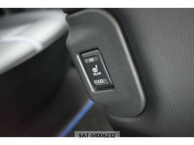Nissan LEAF 2020-01 206819-11