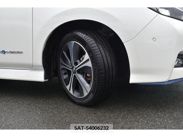 Nissan LEAF 2020-01 206819-24