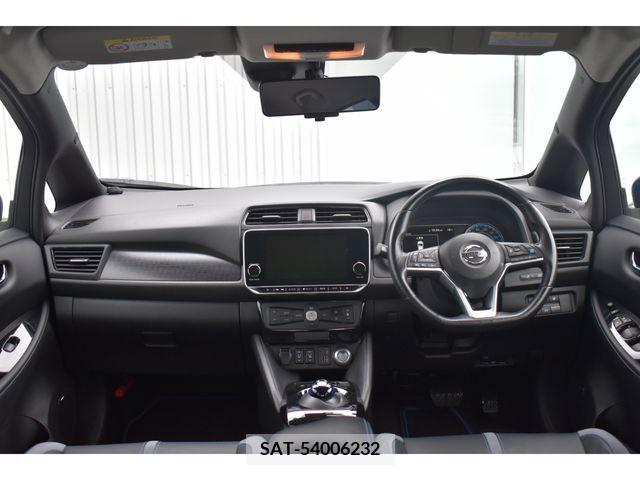 Nissan LEAF 2020-01 206819-2