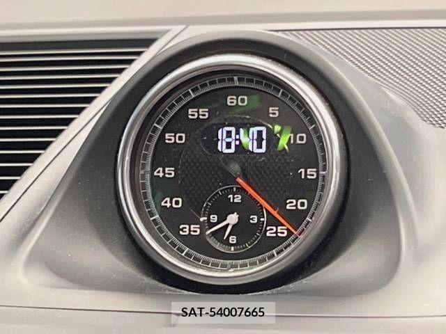 Porsche MACAN 2014-01 240410-3