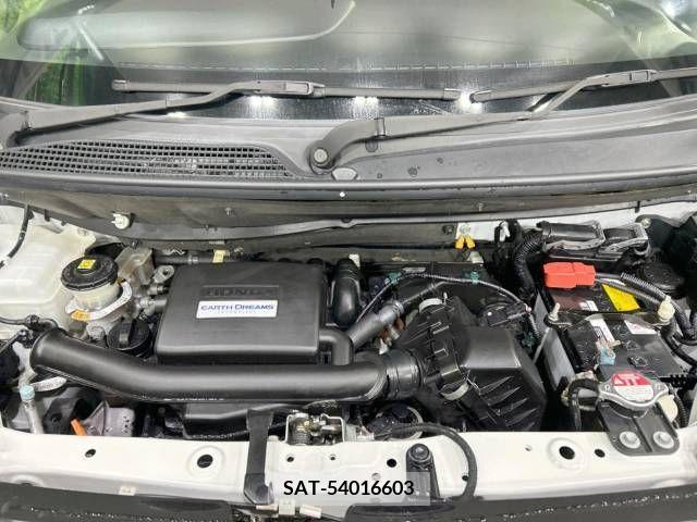 Honda N BOX CUSTOM 2020-01 209106-18