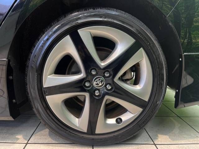 Toyota PRIUS 2019-12 180449-13