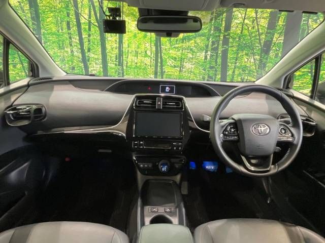 Toyota PRIUS 2019-12 180449-1