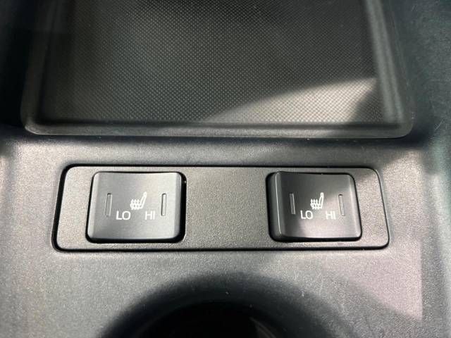 Toyota PRIUS 2019-12 180449-7