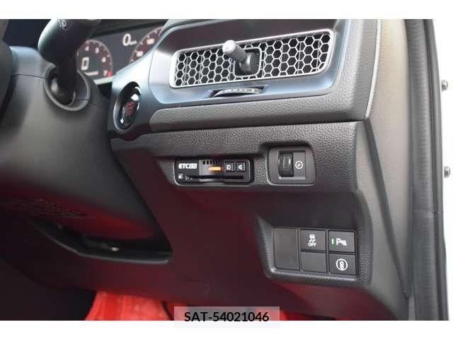 Honda CIVIC 2023-05 207890-17