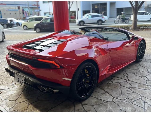 Lamborghini Huracan 2016-07 184443-1