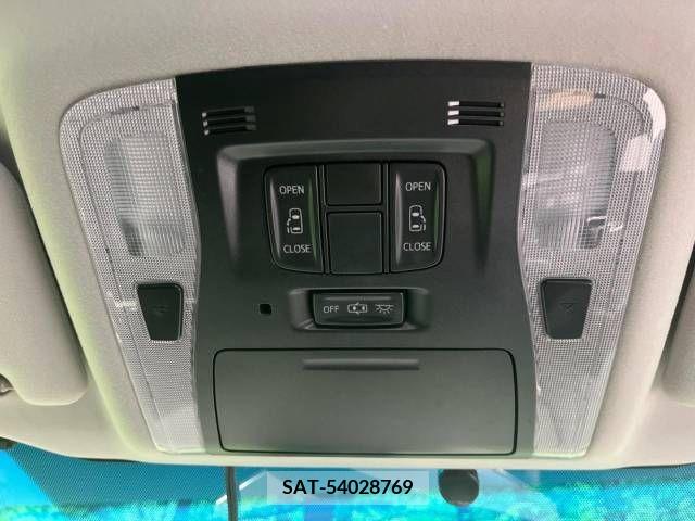 Toyota ALPHARD 2016-10 299350-1