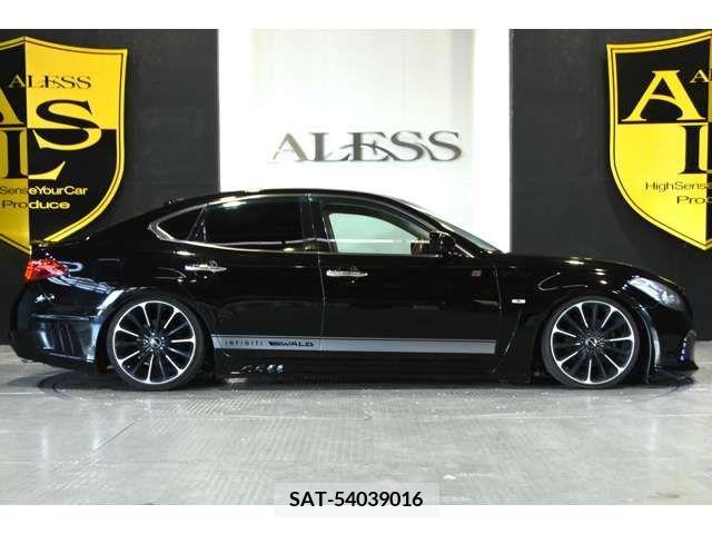 Nissan FUGA 2011-06 224324-12