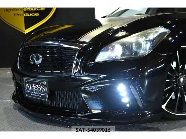 Nissan FUGA 2011-06 224324-10