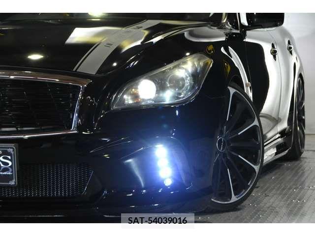 Nissan FUGA 2011-06 224324-4