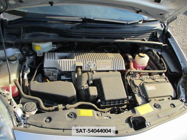 Toyota PRIUS 2013-01 376883-8