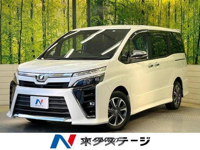 Toyota VOXY 2018-06 236374-0