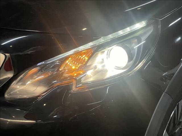 Peugeot 2008 2017-07 5669-17