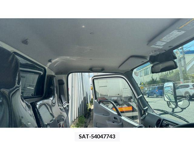 Hino DUTRO 2022-09 396410-19