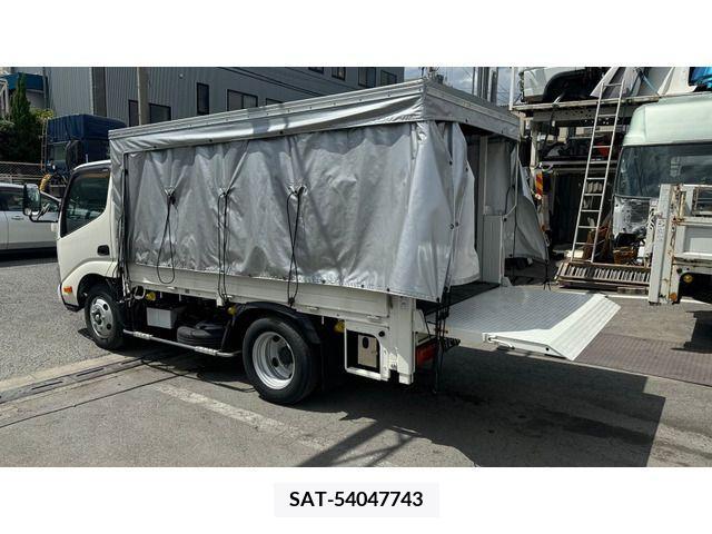Hino DUTRO 2022-09 396410-3