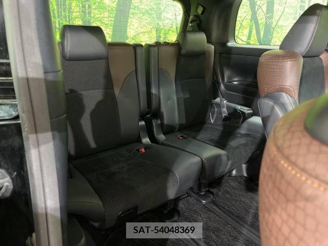 Toyota ALPHARD 2017-09 375548-9