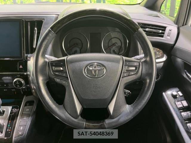 Toyota ALPHARD 2017-09 375548-11