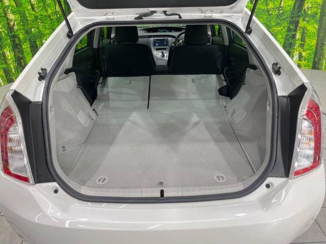 Toyota PRIUS 2013-05 186333-11