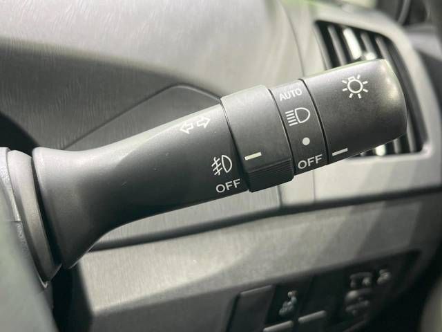 Toyota PRIUS 2013-05 186333-7