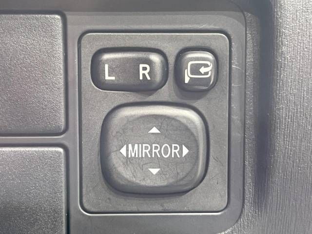Toyota PRIUS 2013-05 186333-5